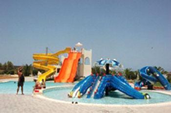 Blue Sky Aparthotel